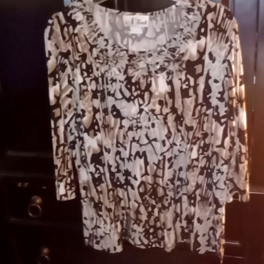 N Touch Black And Gold M. Blouse